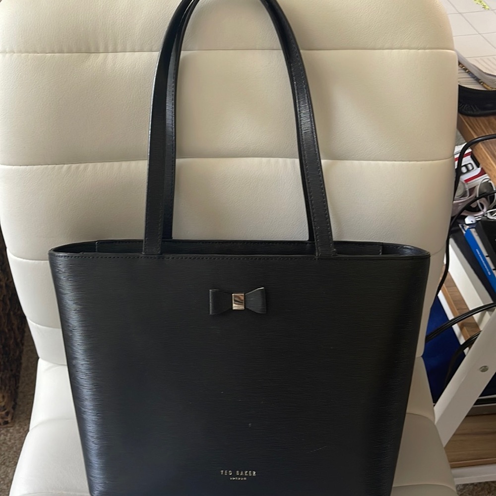Black purse